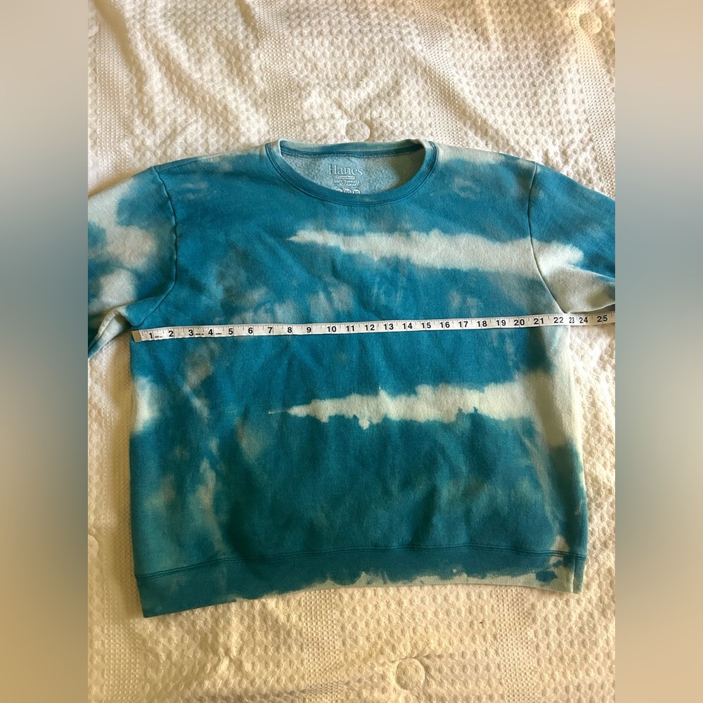 ✨ Hand-Dyed Hanes Bleach Dye Sweater – Women’s XL - Picture 6 of 8